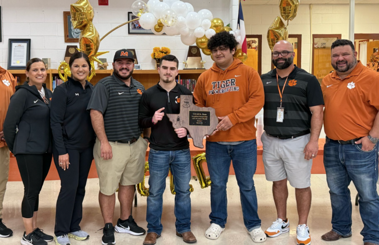 Castro Captures State Title, Mercedes wins State Powerlifting Championship