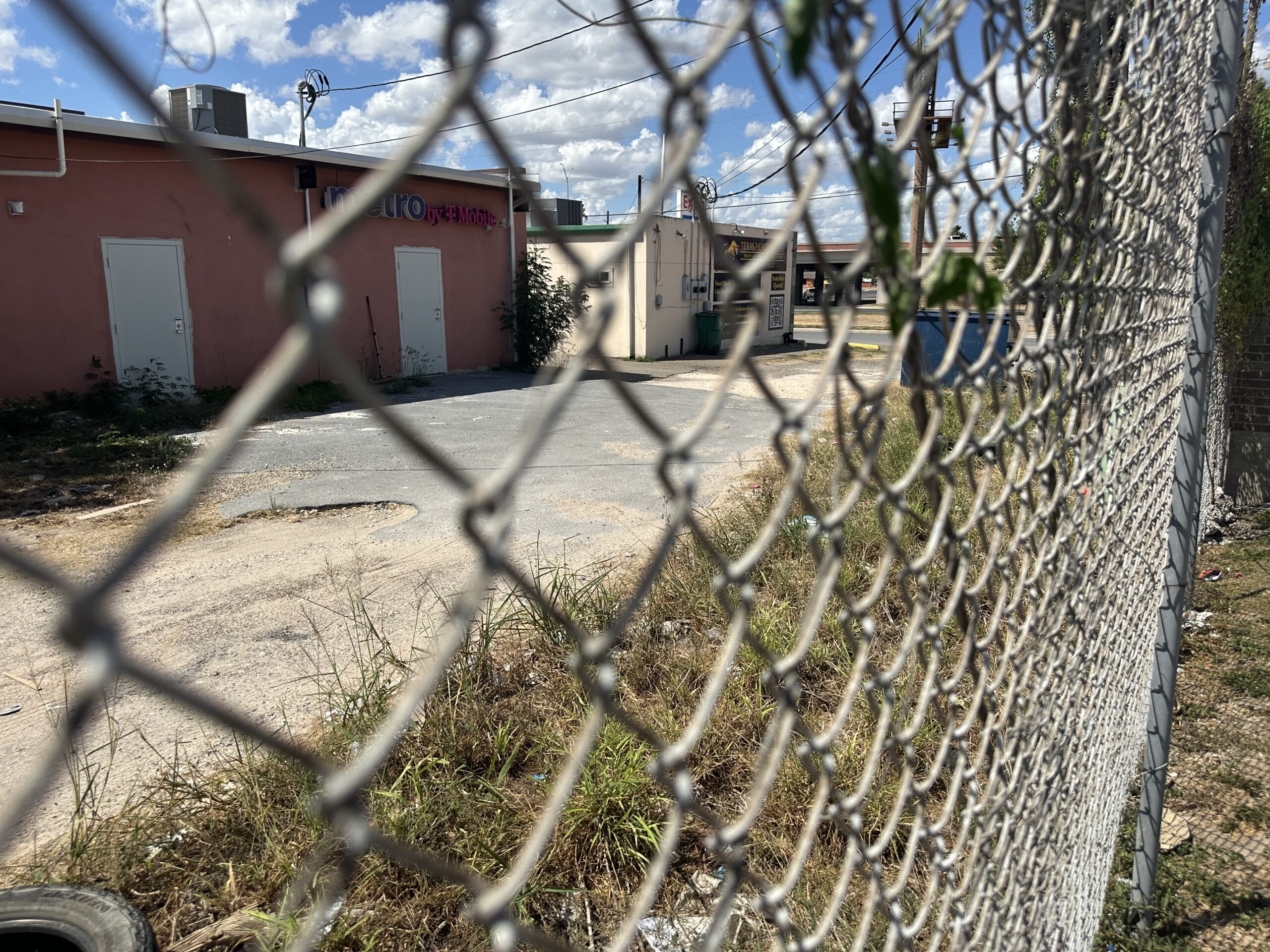 Dead Body Discovered In Mercedes Alleyway